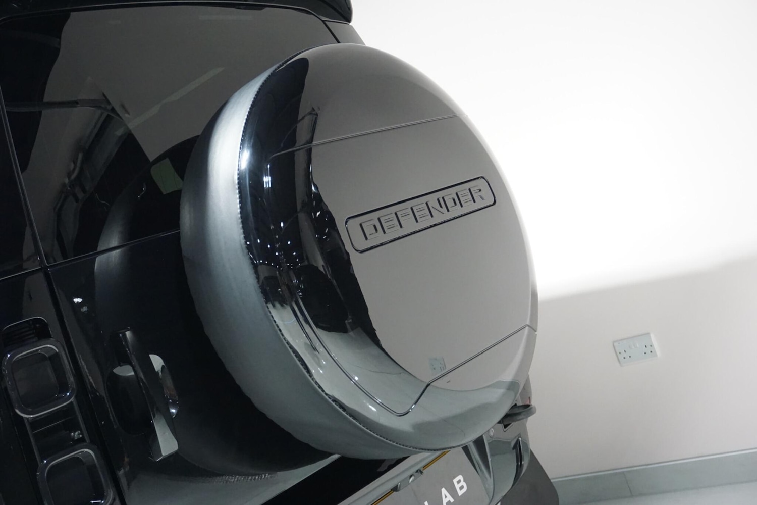 Used Land Rover Defender 90 for sale - 76936439: Photo 60