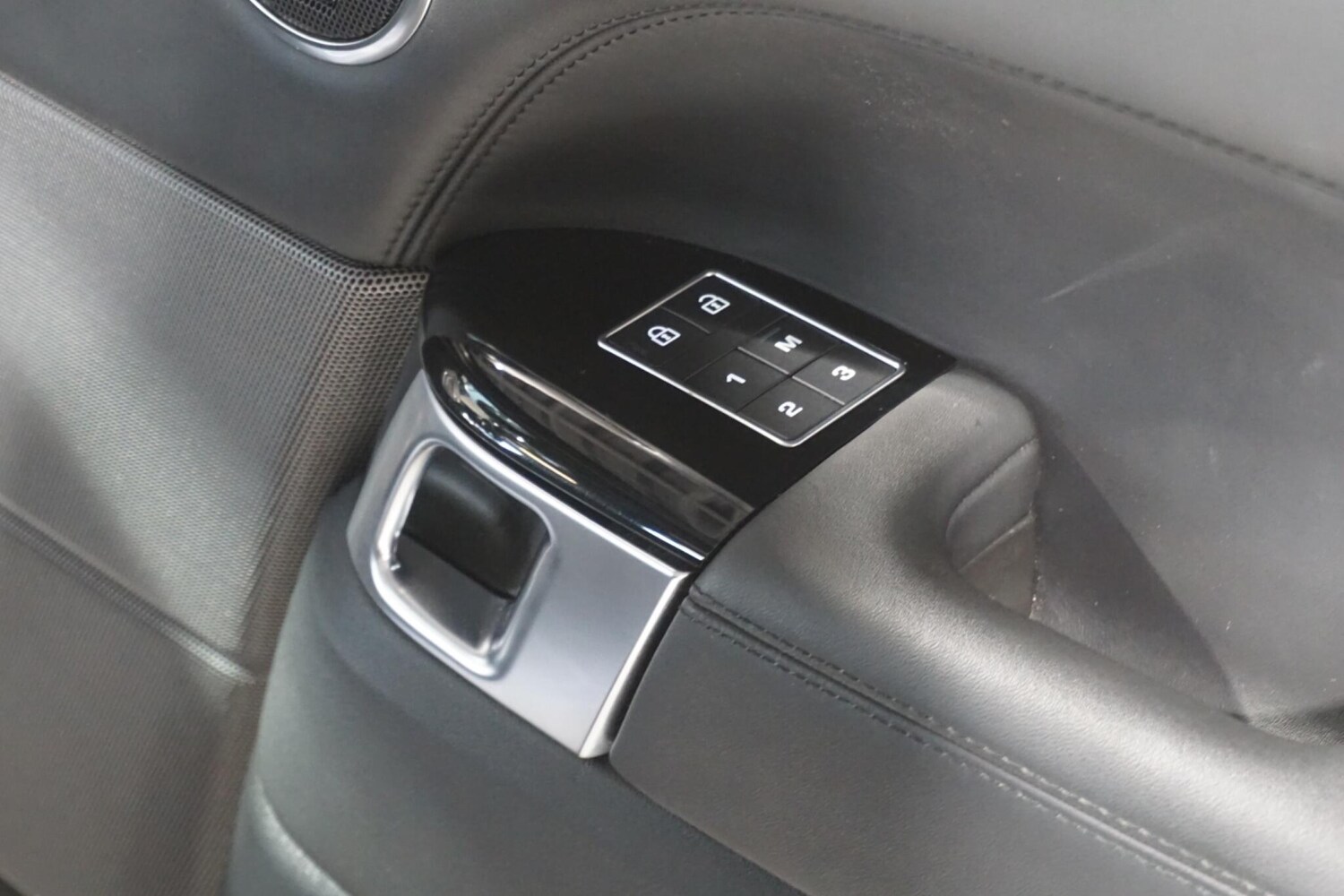 Used Land Rover Range Rover Sport for sale - 77823927: Photo 64