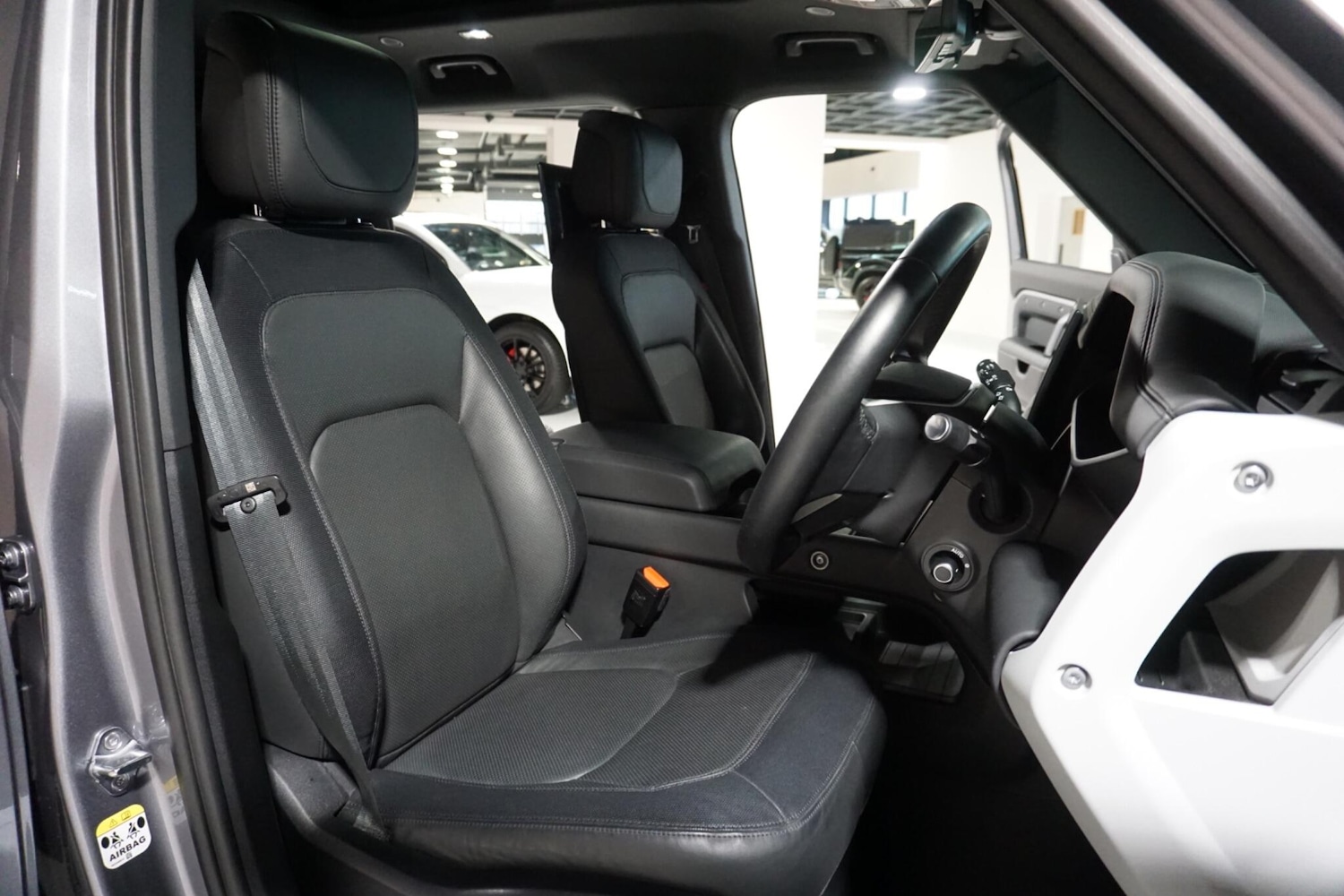 Used Land Rover Defender 110 for sale - 77017151: Photo 13