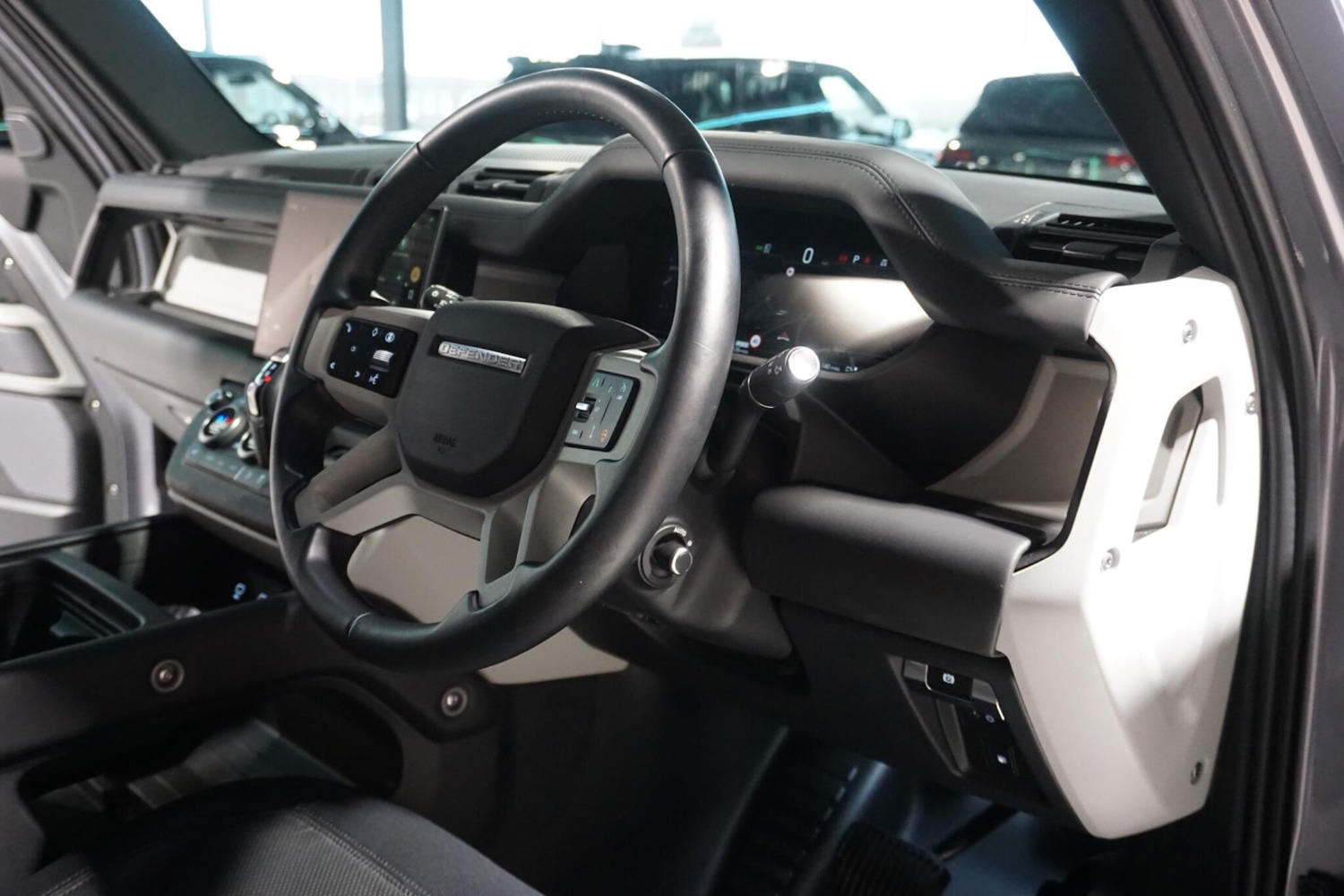 Used Land Rover Defender 110 for sale - 77017151: Photo 14