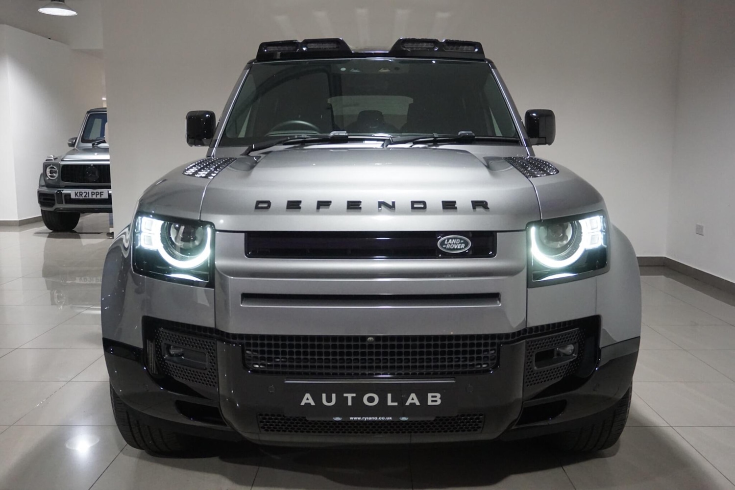 Used Land Rover Defender 110 for sale - 77017151: Photo 26