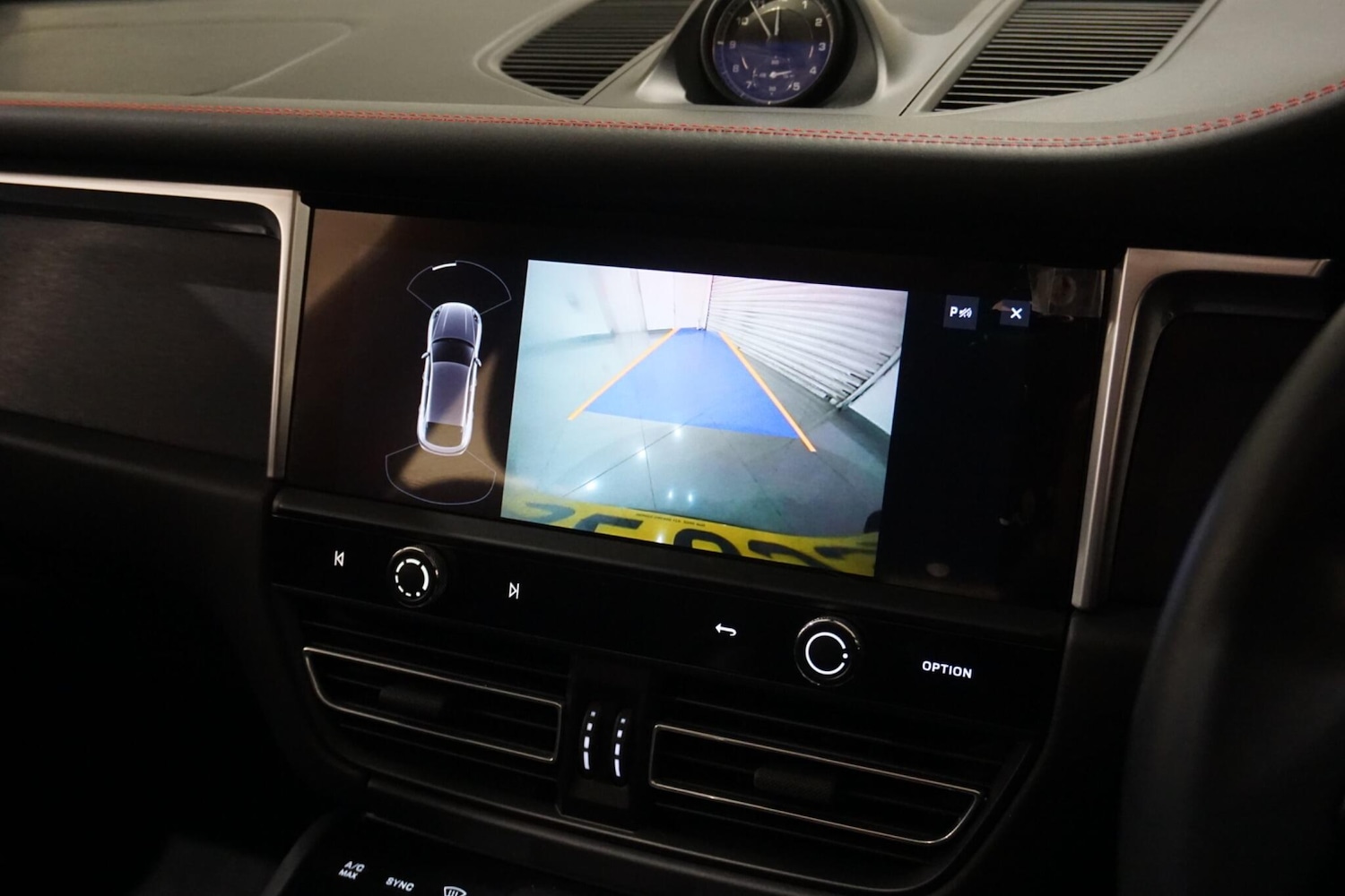 Used Porsche Macan for sale - 76995772: Photo 17