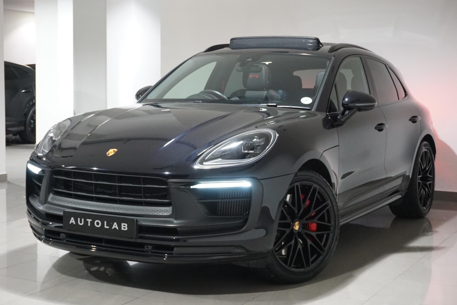 Used Porsche Macan for sale - 76995772: Photo 18