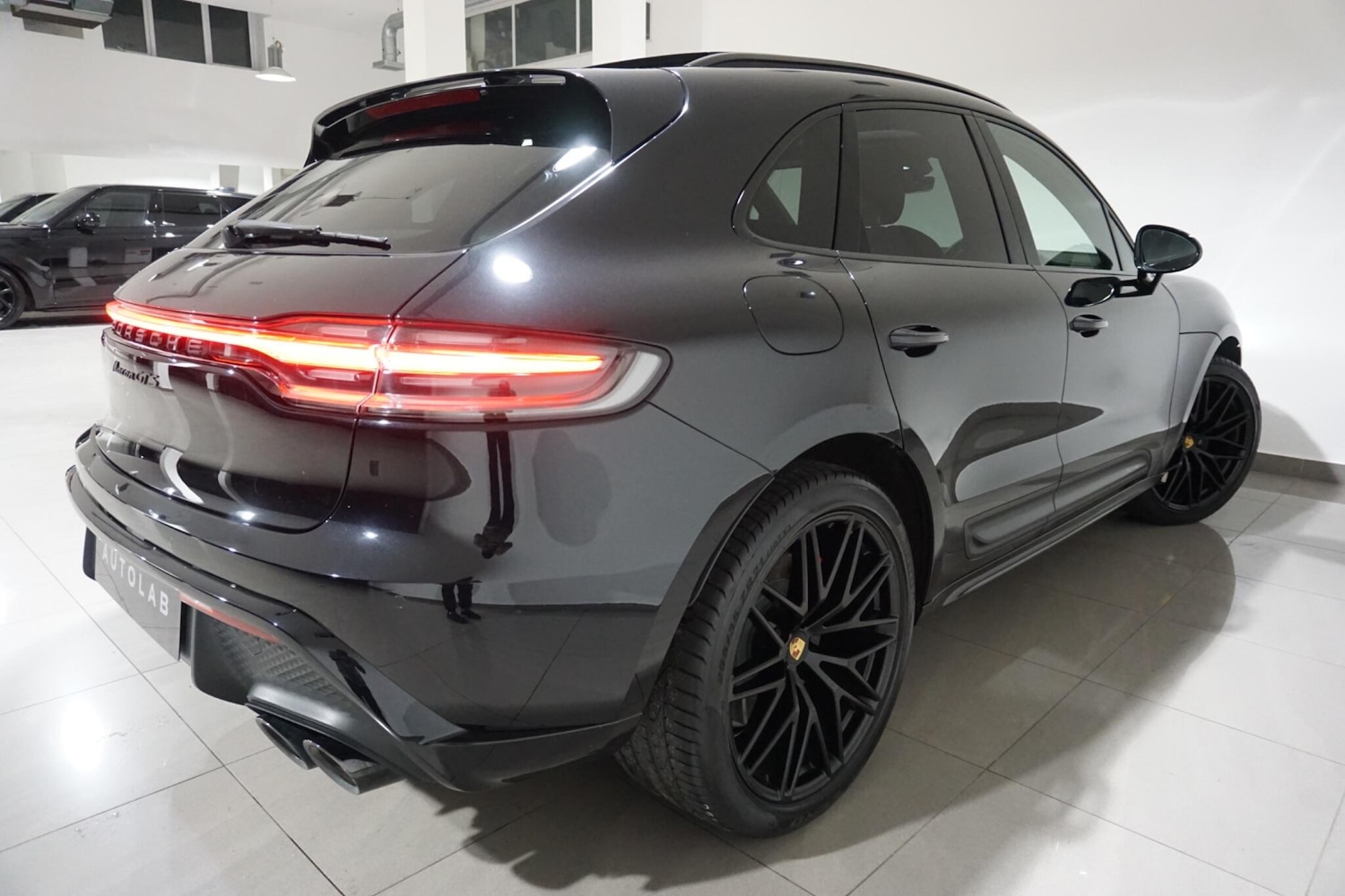 Used Porsche Macan for sale - 76995772: Photo 25
