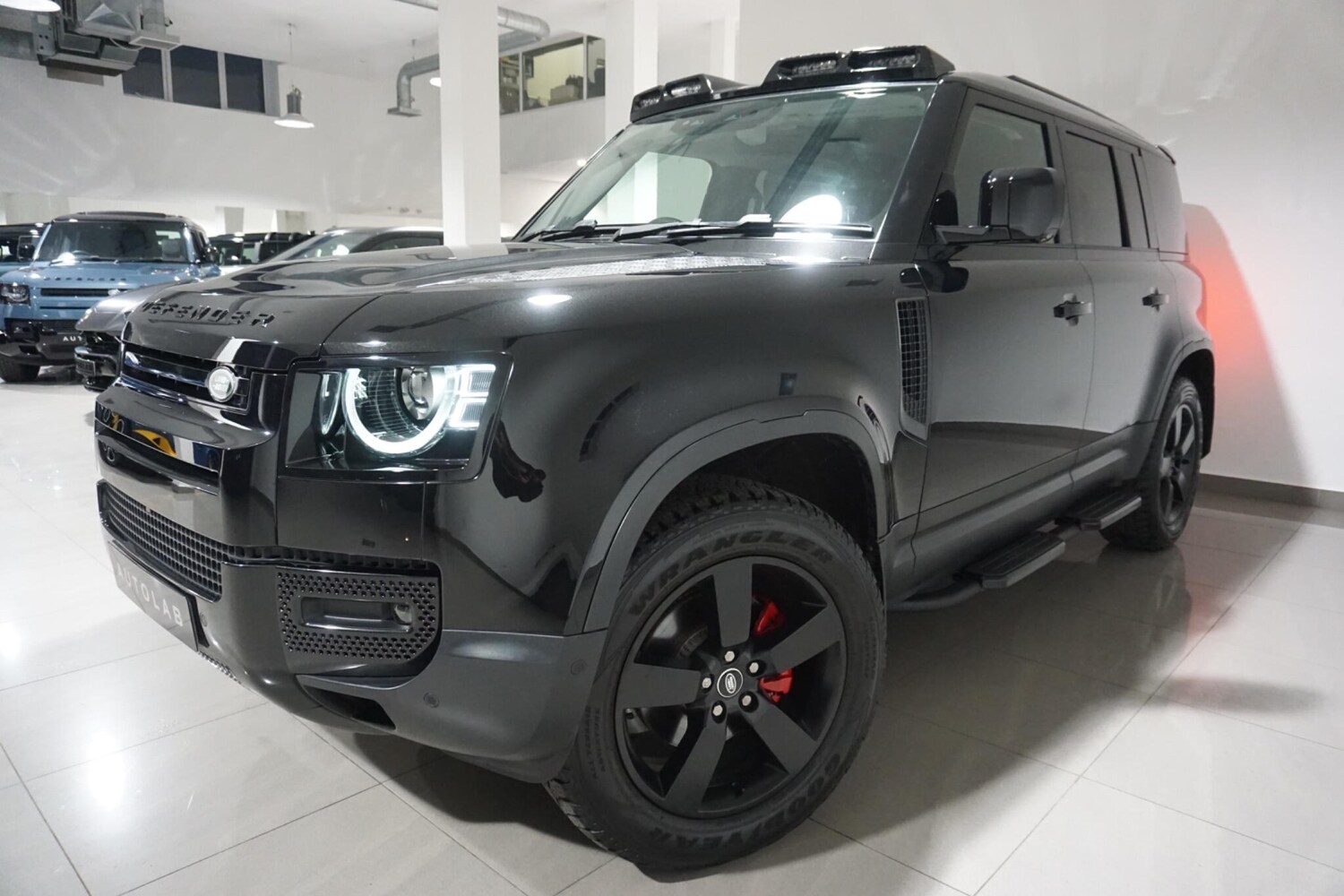 Used Land Rover Defender 110 for sale - 76701117: Photo 23