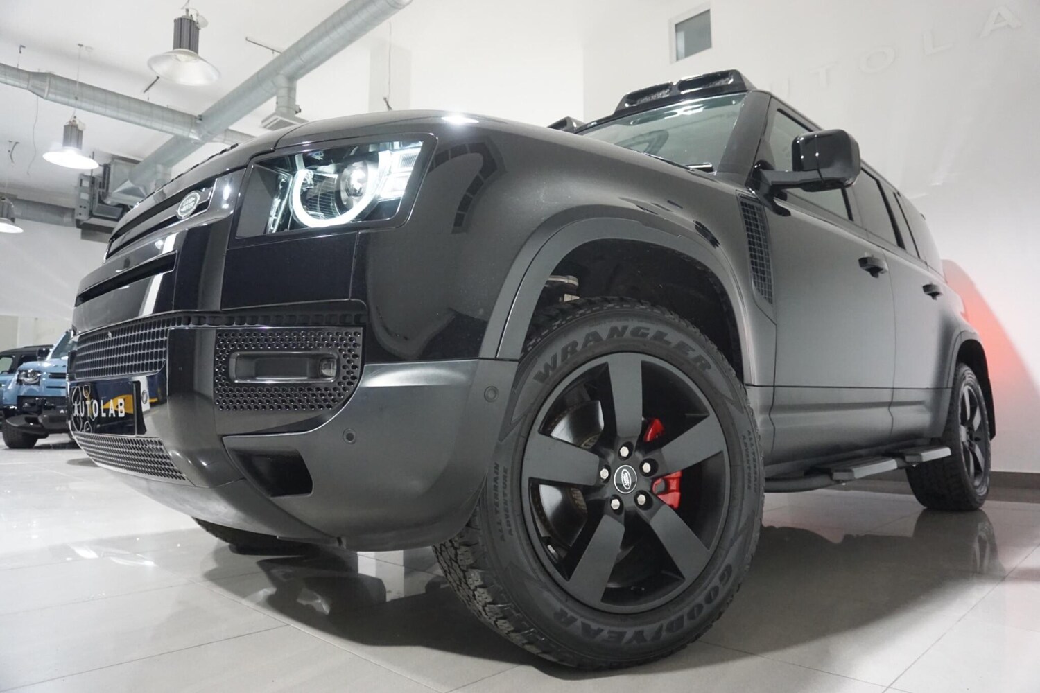 Used Land Rover Defender 110 for sale - 76701117: Photo 29