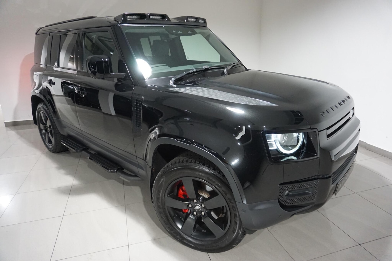 Used Land Rover Defender 110 for sale - 76701117: Photo 34