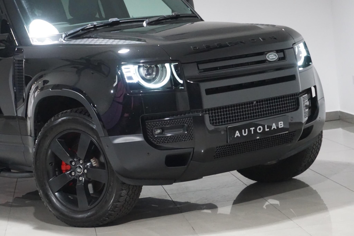 Used Land Rover Defender 110 for sale - 76701117: Photo 38