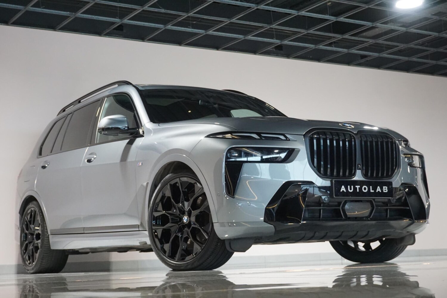 Used BMW X7 for sale - 77683680: Photo 32