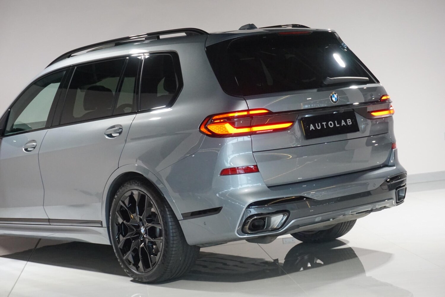 Used BMW X7 for sale - 77683680: Photo 44