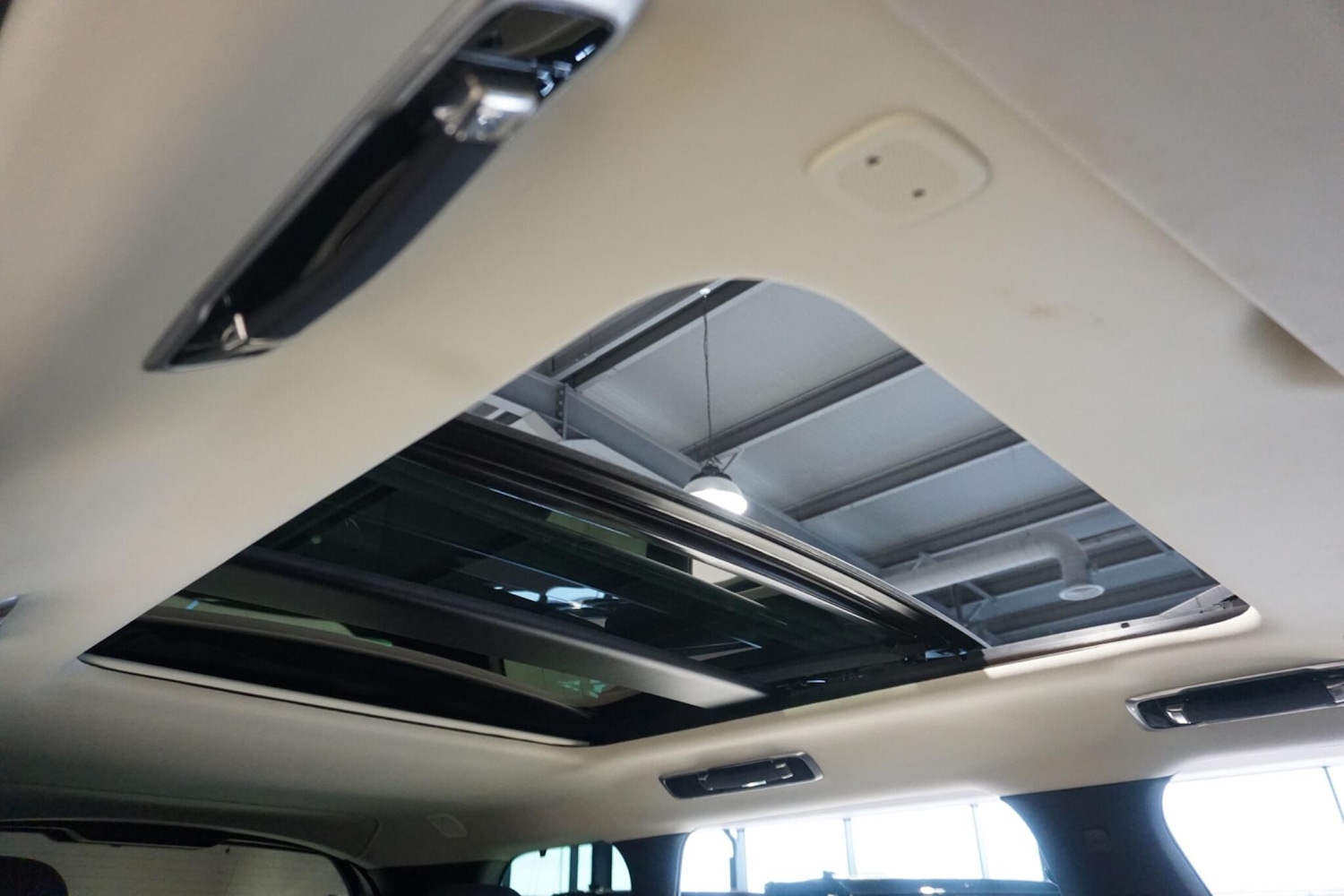 Used Land Rover Range Rover 2023 for sale - 76936607: Photo 12