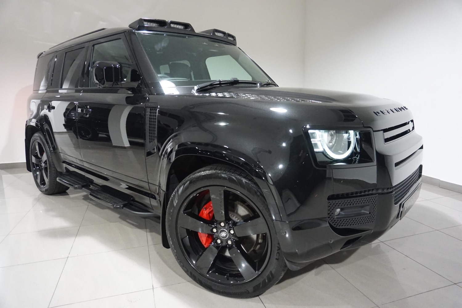 Used Land Rover Defender 110 for sale - 76992831: Photo 26