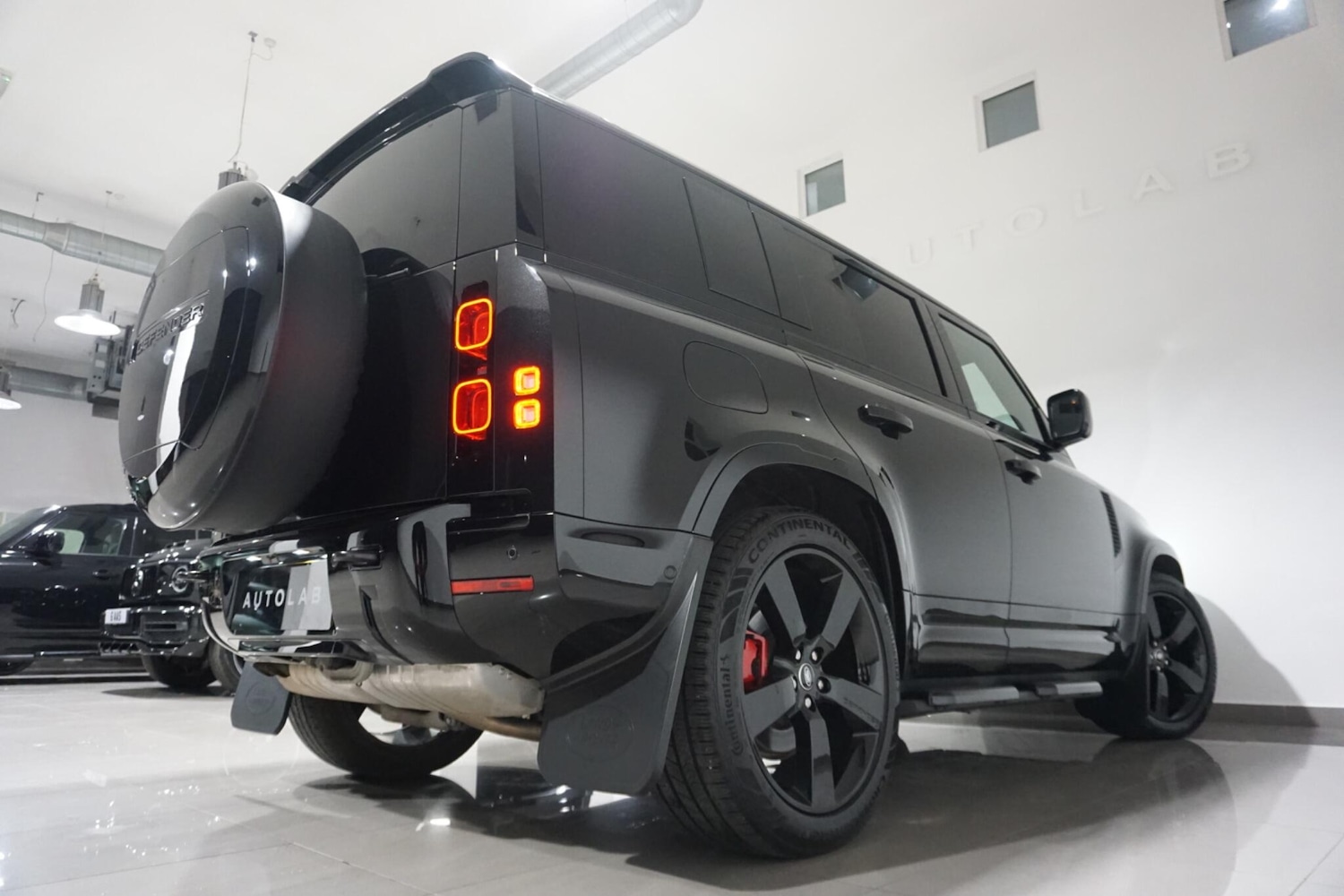 Used Land Rover Defender 110 for sale - 76992831: Photo 35