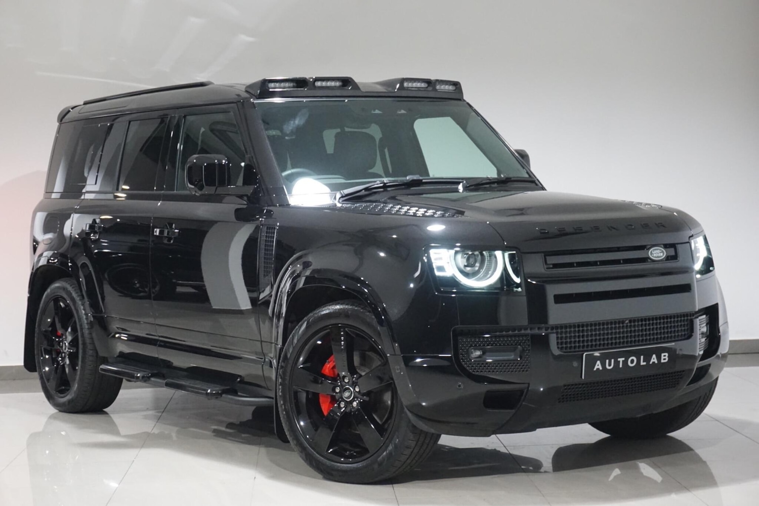 Used Land Rover Defender 110 for sale - 76992831: Photo 41