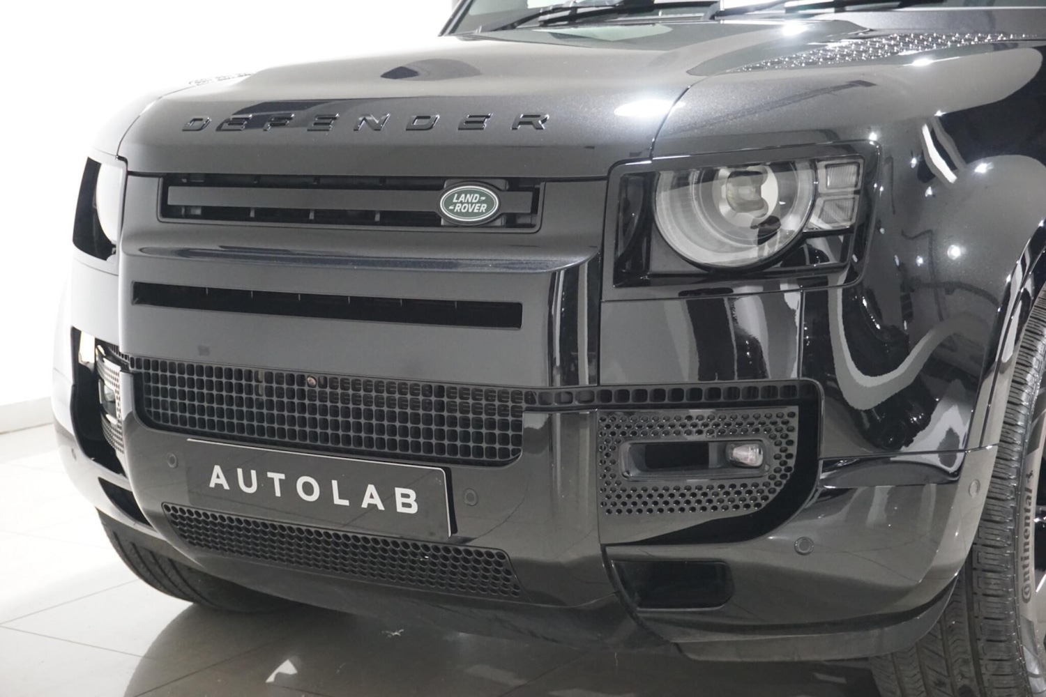 Used Land Rover Defender 110 for sale - 76992831: Photo 68