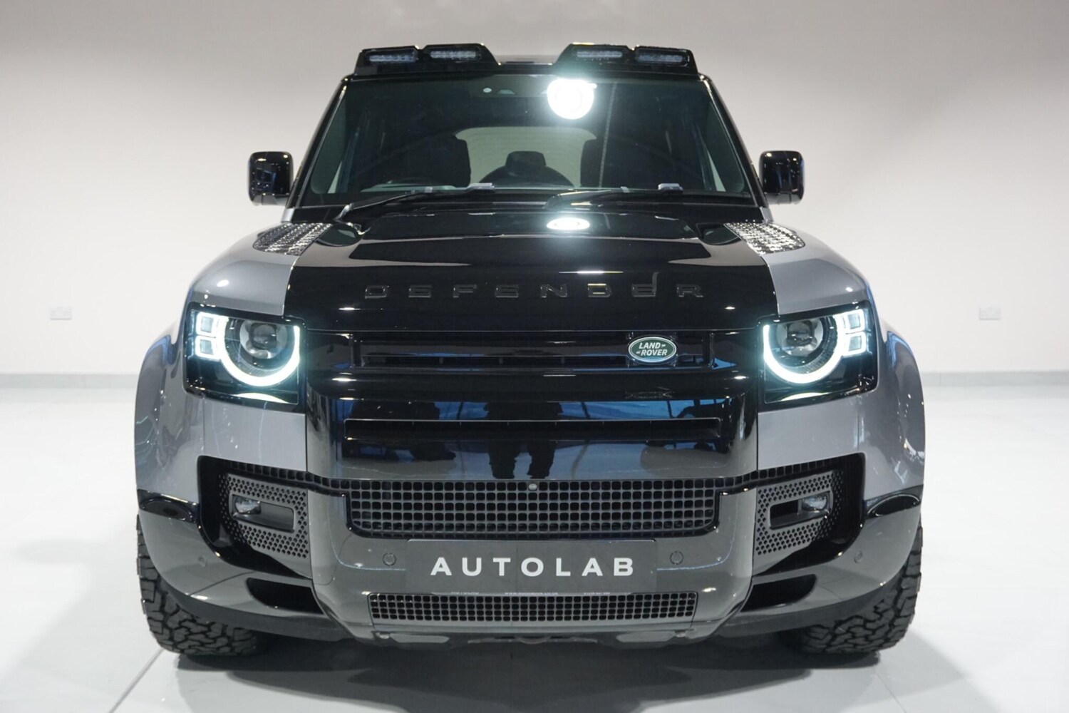 Used Land Rover Defender 110 for sale - 76918635: Photo 28