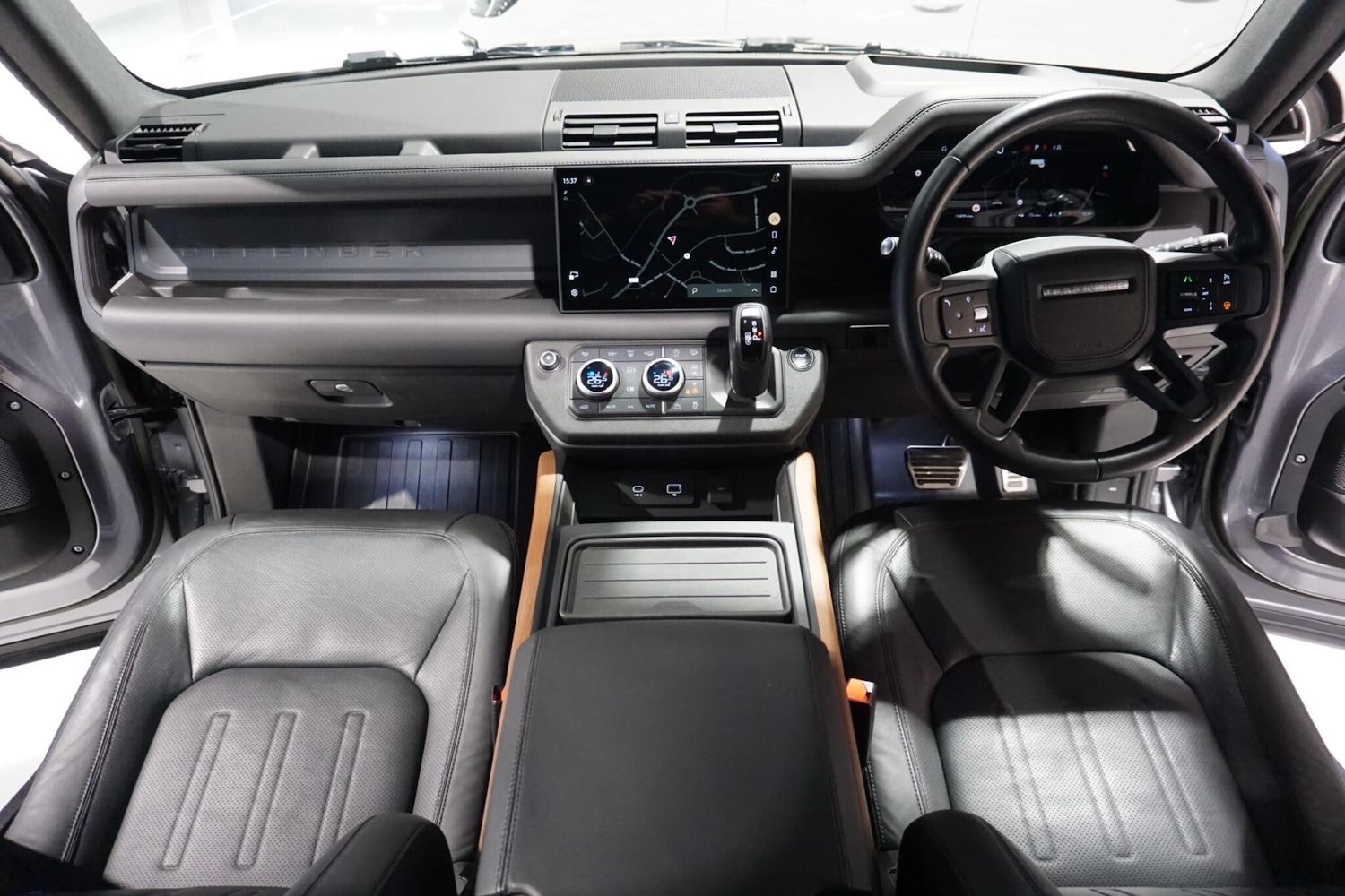 Used Land Rover Defender 110 for sale - 76918635: Photo 9