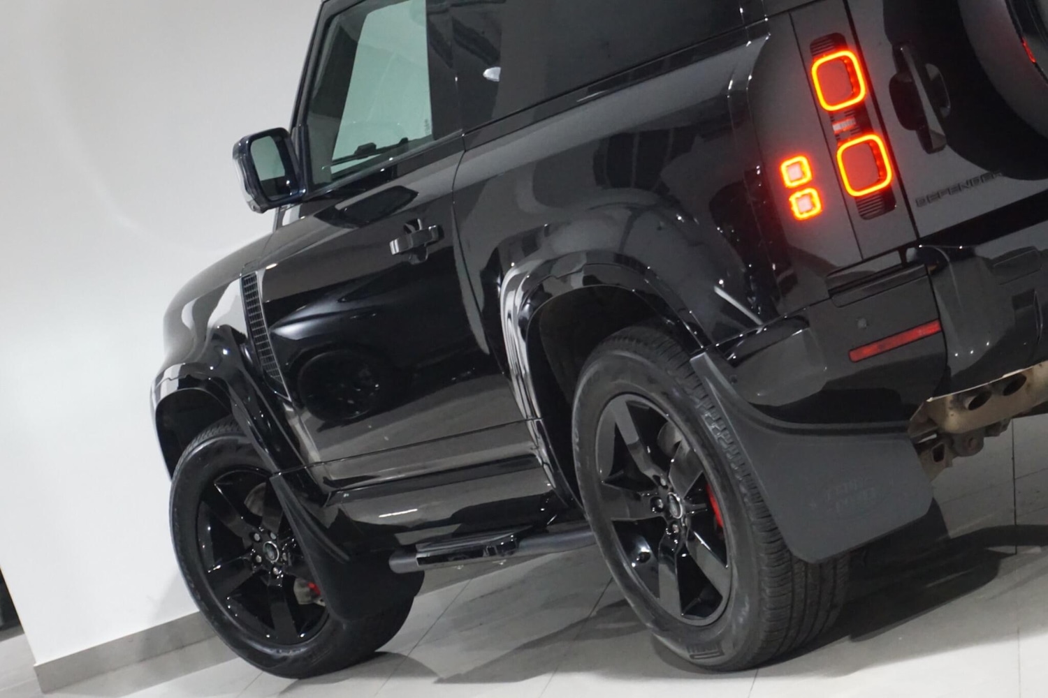 Used Land Rover Defender 2022 for sale - 77144107: Photo 37