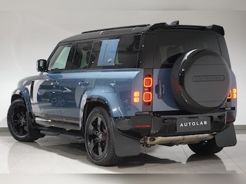 Used Land Rover Defender 110 2023 for sale - 76084352: Photo 3