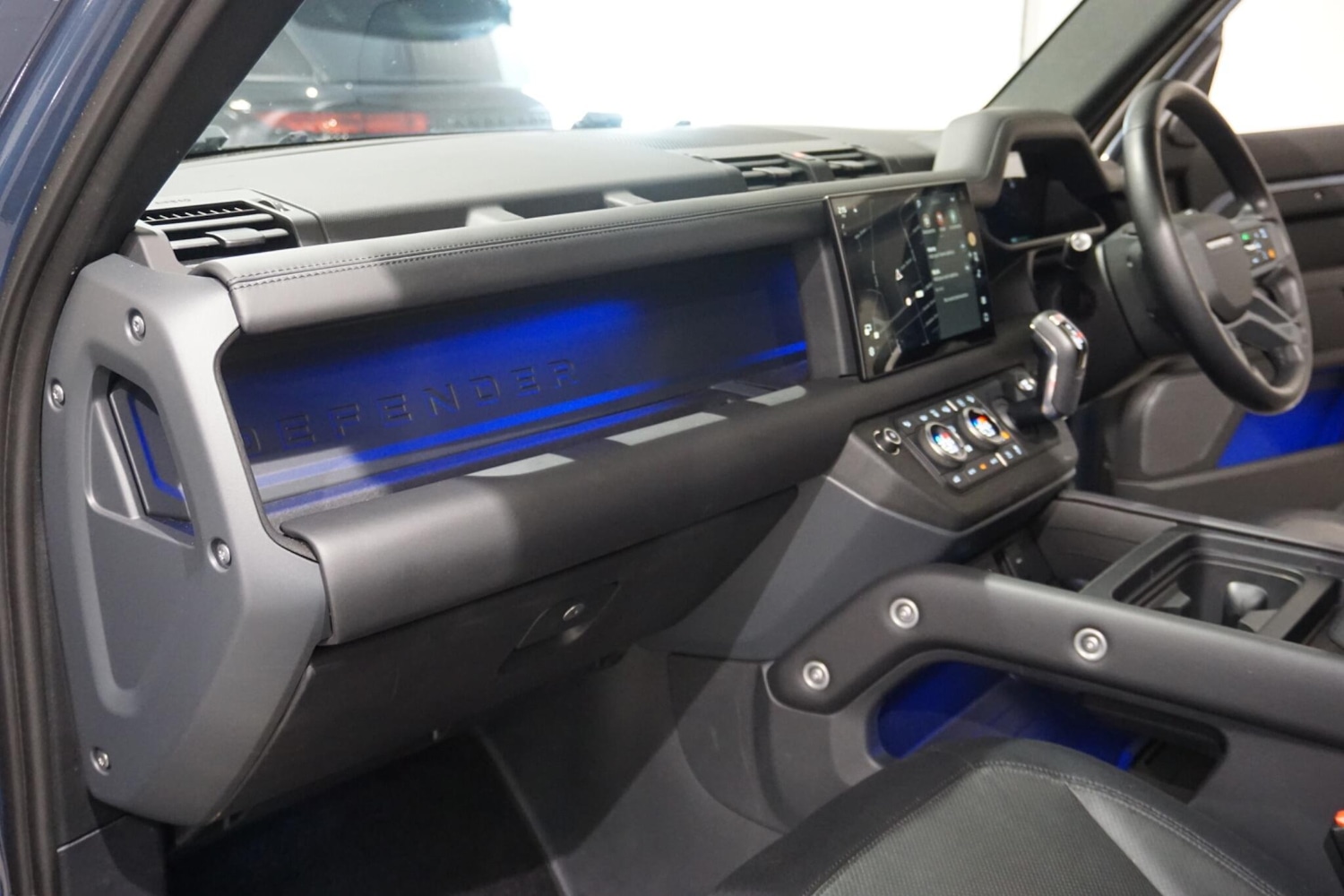 Used Land Rover Defender 110 2023 for sale - 76084352: Photo 53