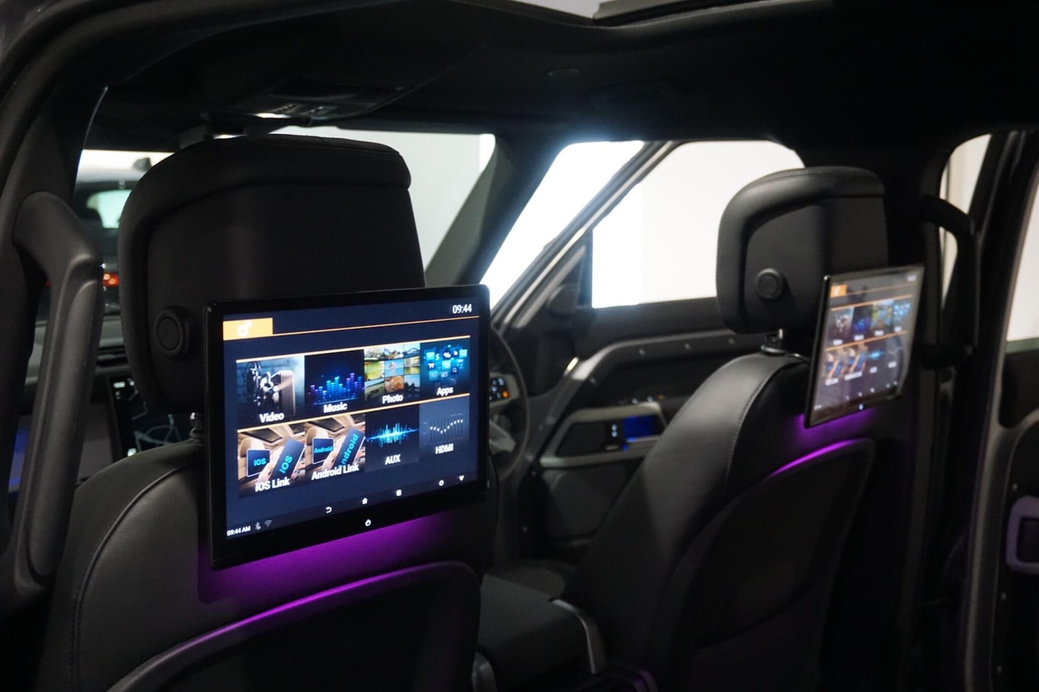 Used Land Rover Defender 110 for sale - 76476476: Photo 16