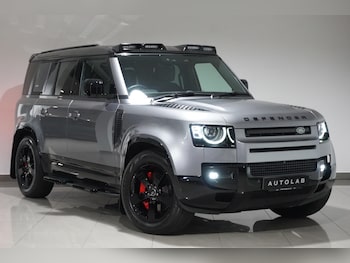 Used Land Rover Defender 110 2024 for sale - 76476476: Photo