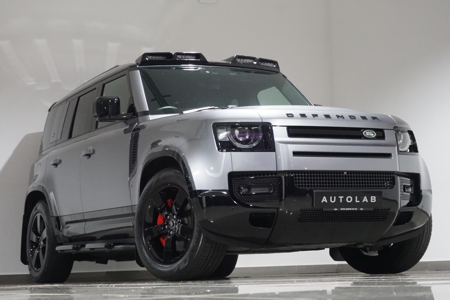 Used Land Rover Defender 110 for sale - 76476476: Photo 30