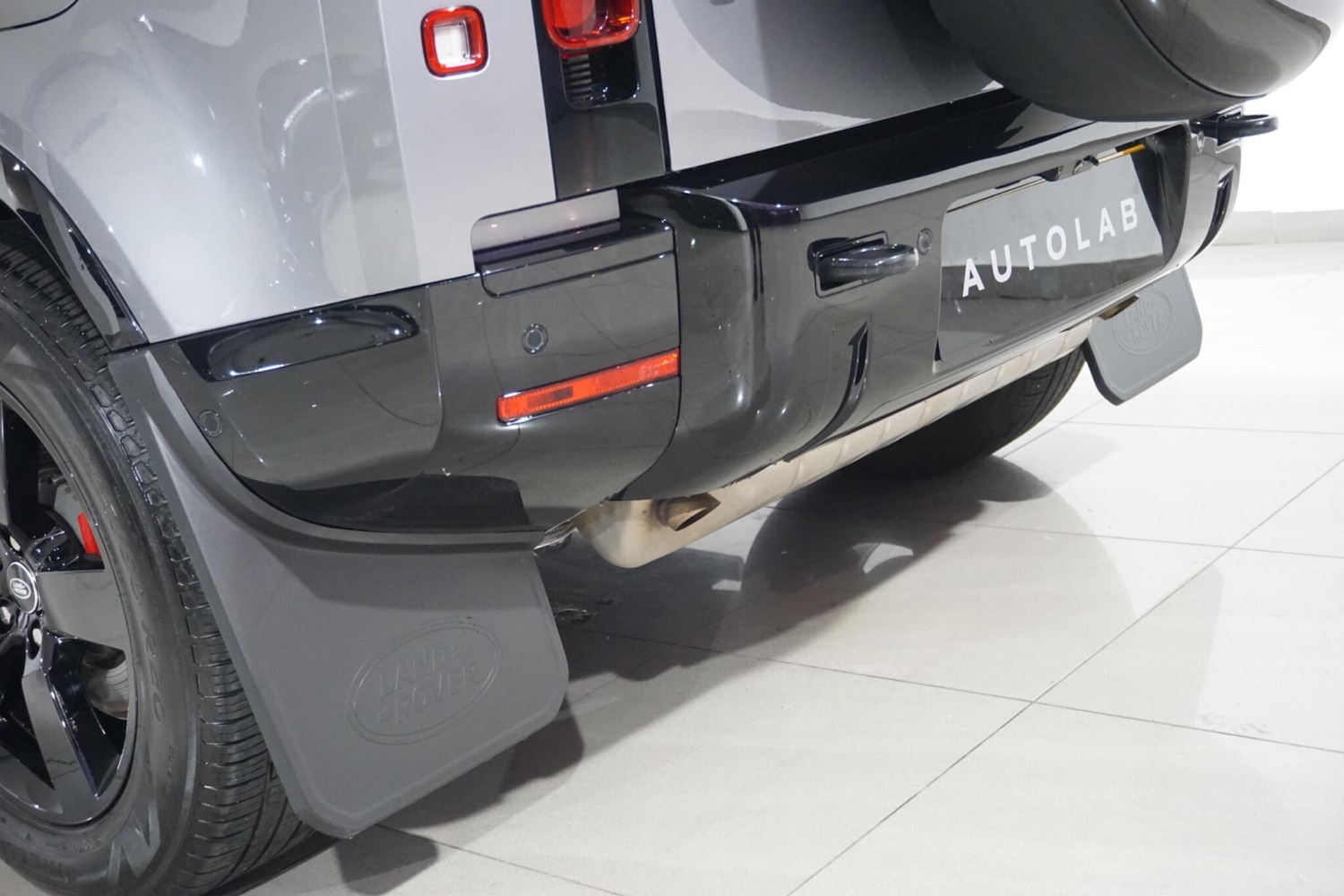 Used Land Rover Defender 110 for sale - 76476476: Photo 69