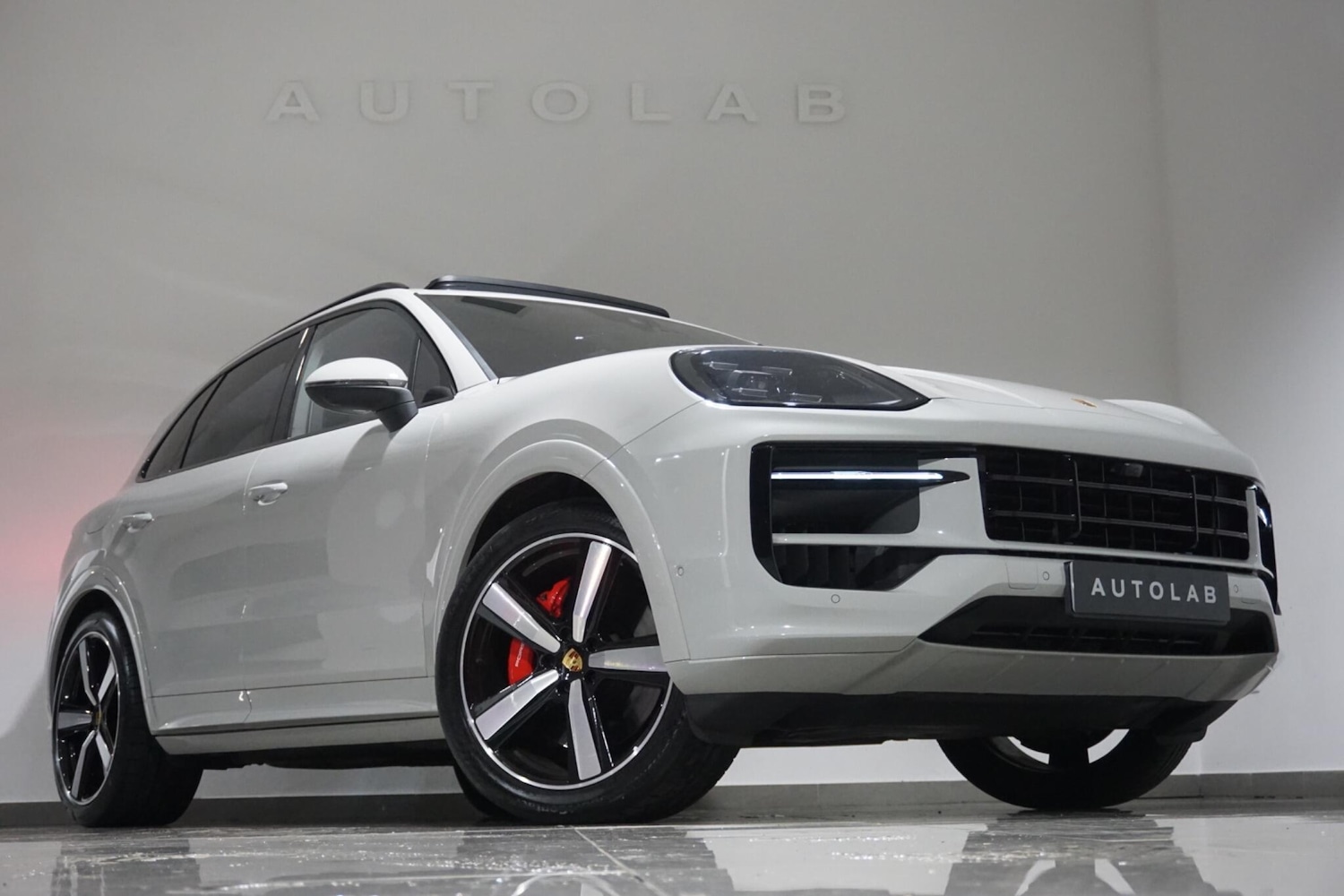 Used Porsche Cayenne 2023 for sale - 76988210: Photo 33