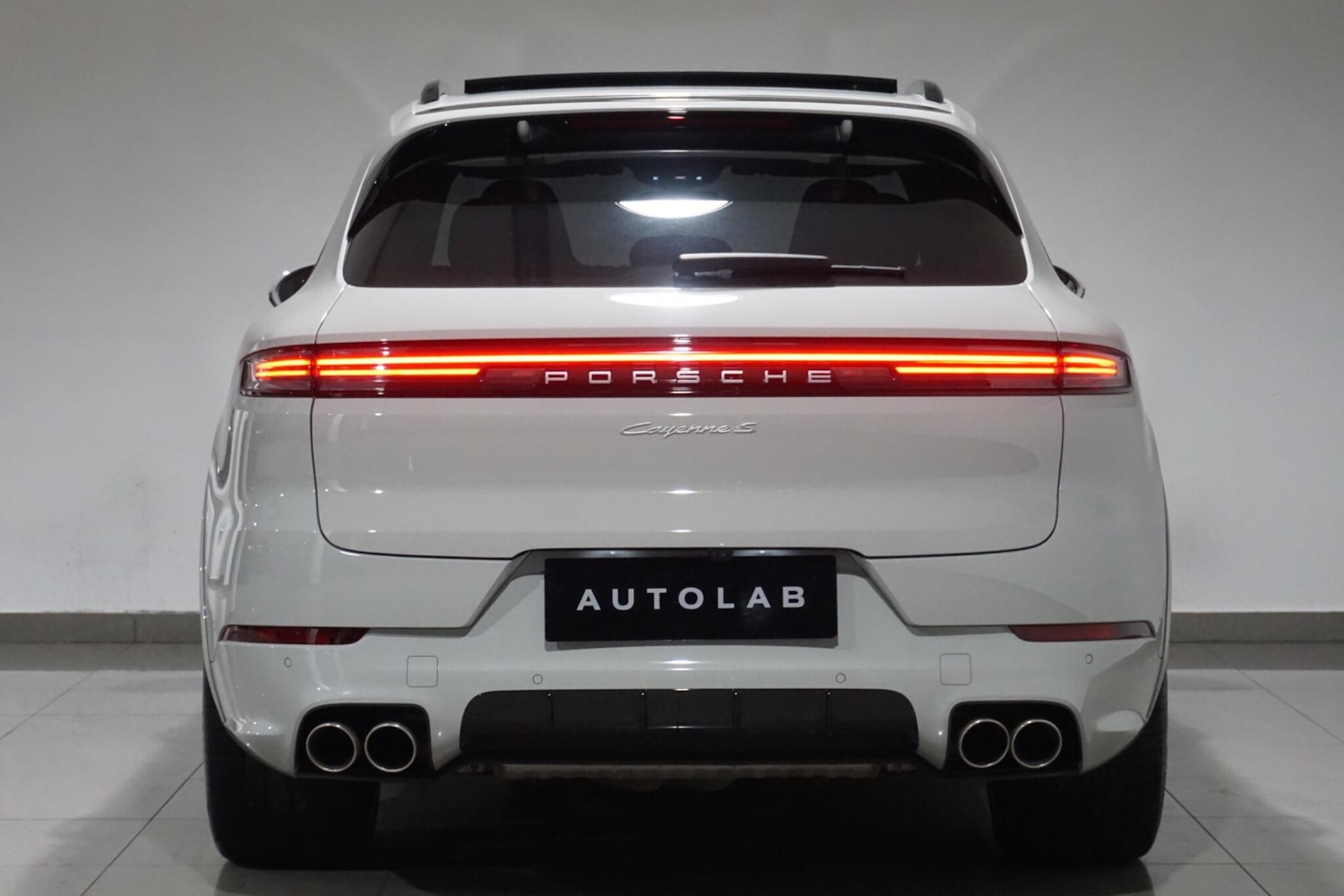 Used Porsche Cayenne 2023 for sale - 76988210: Photo 8