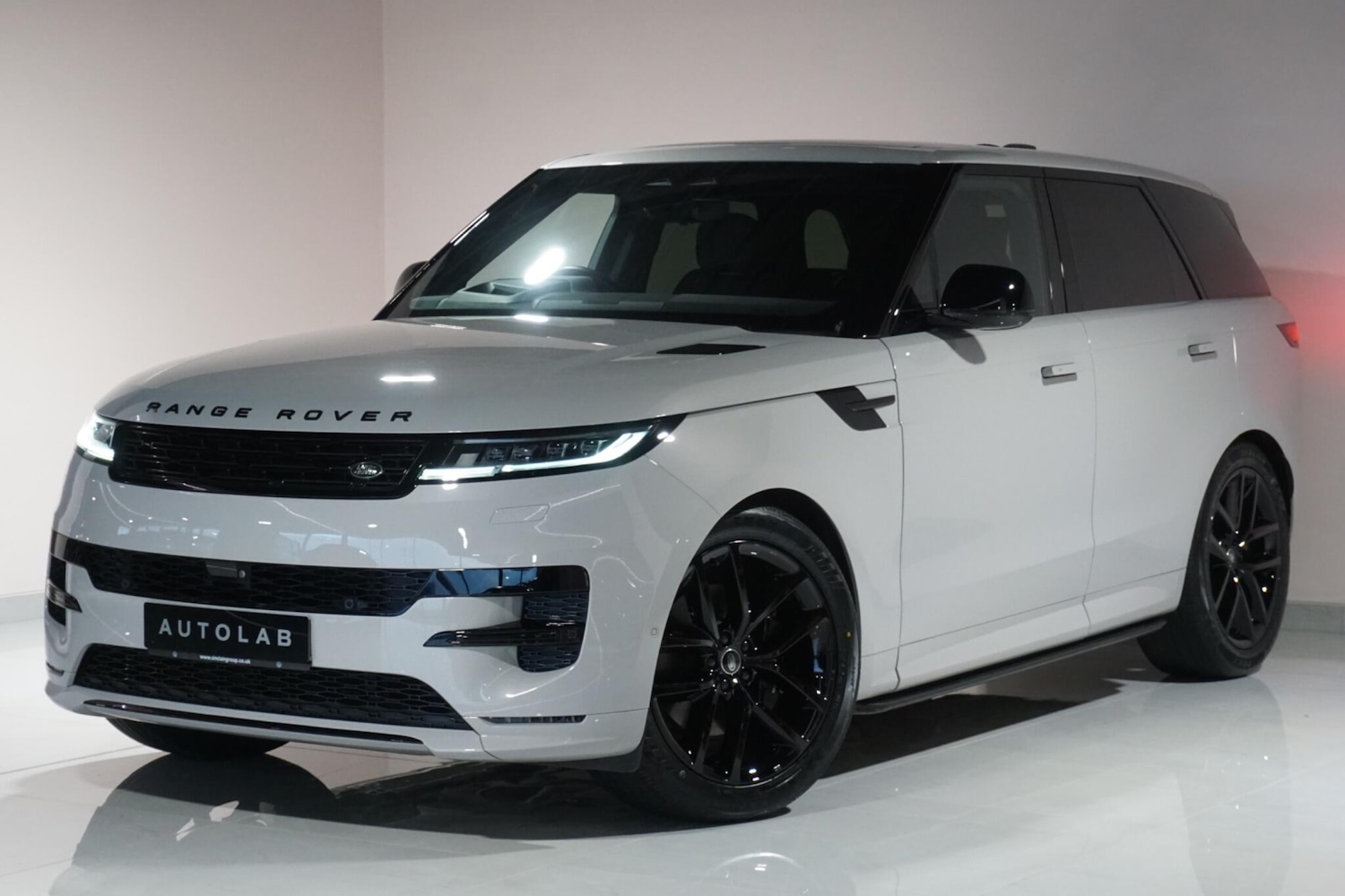 Used Land Rover Range Rover Sport 2023 for sale - 77440122: Photo 23