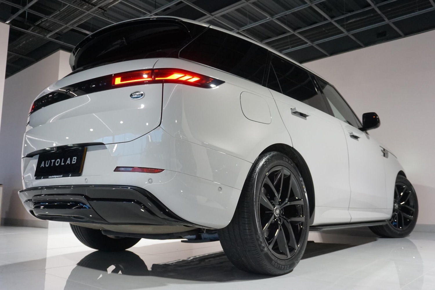 Used Land Rover Range Rover Sport 2023 for sale - 77440122: Photo 34