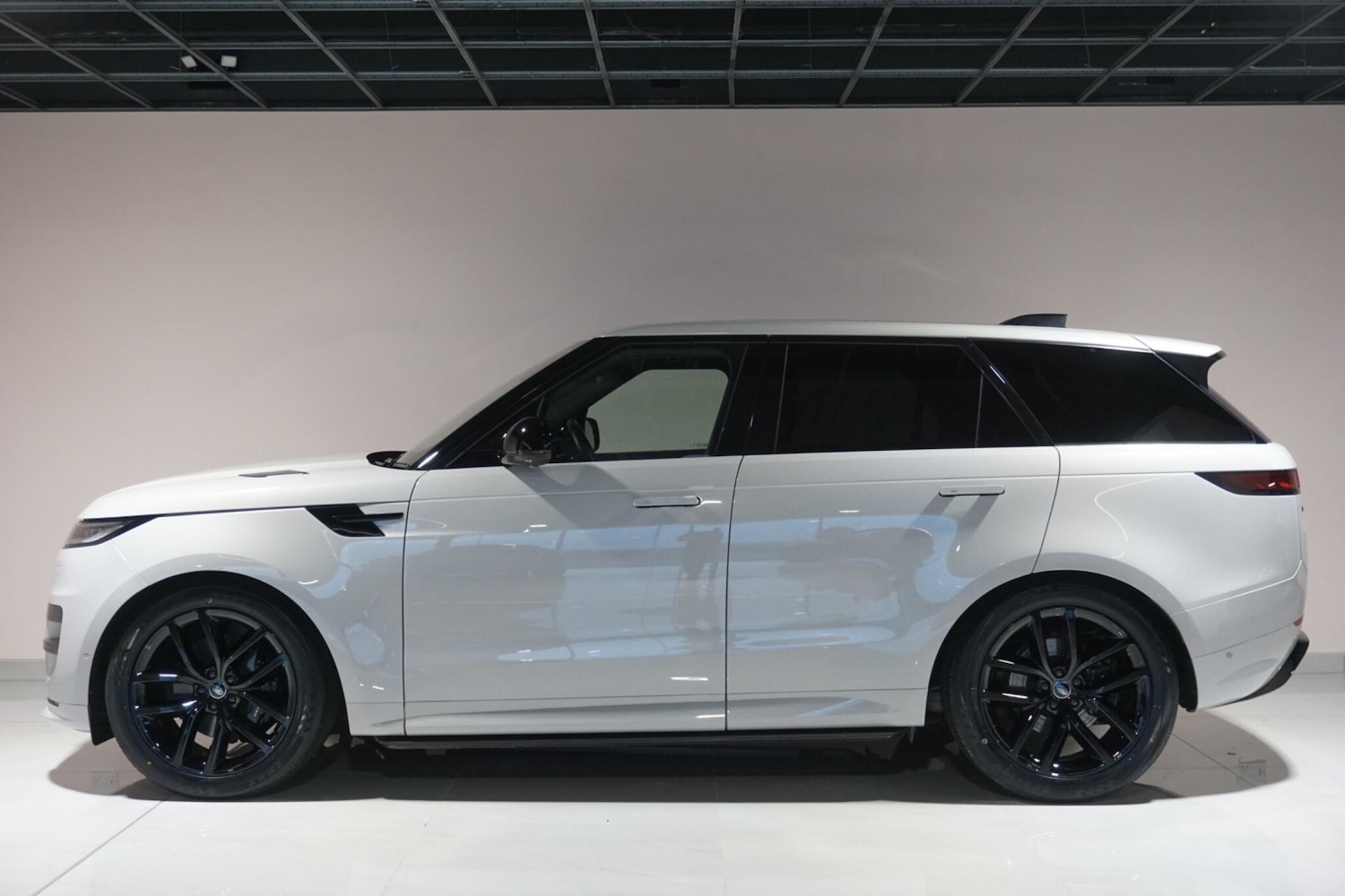 Used Land Rover Range Rover Sport 2023 for sale - 77440122: Photo 36