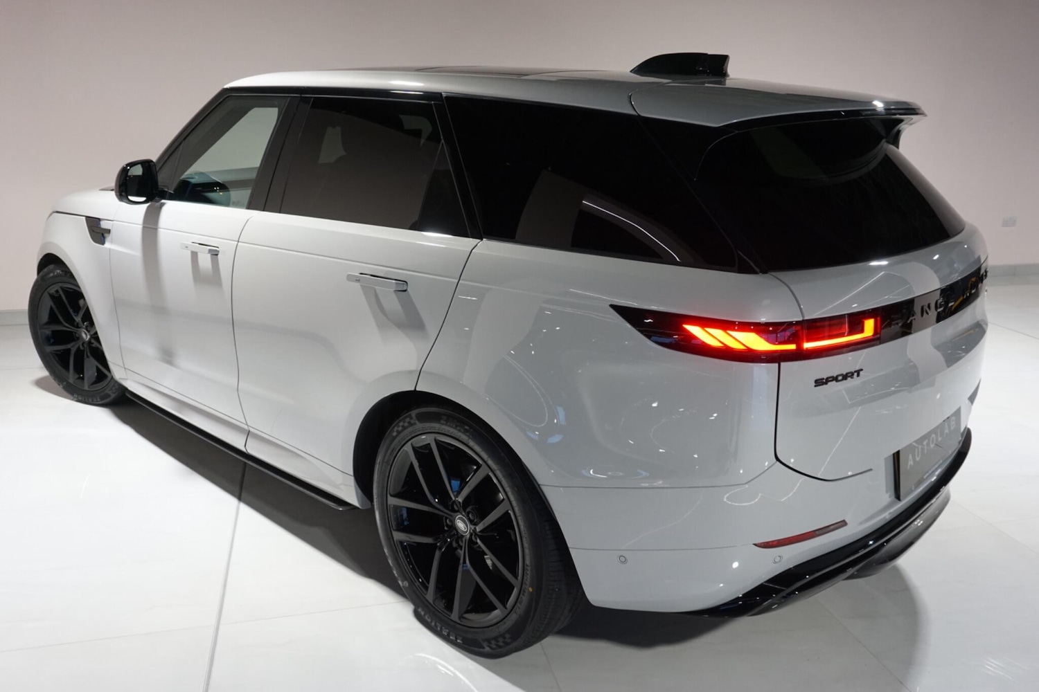 Used Land Rover Range Rover Sport 2023 for sale - 77440122: Photo 39