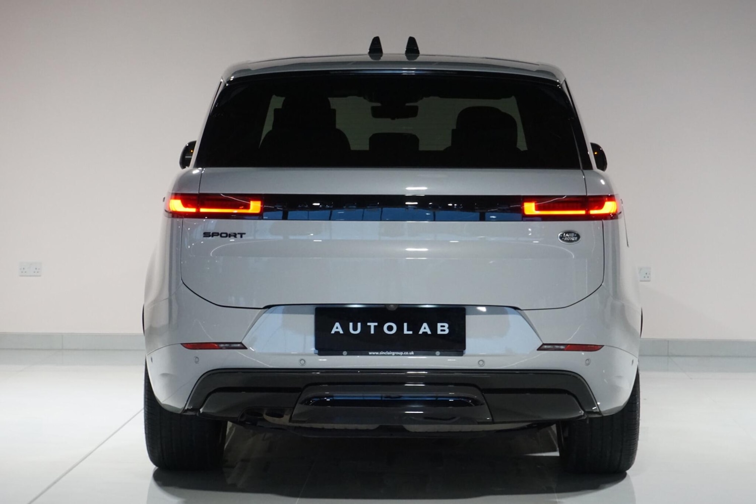 Used Land Rover Range Rover Sport 2023 for sale - 77440122: Photo 8