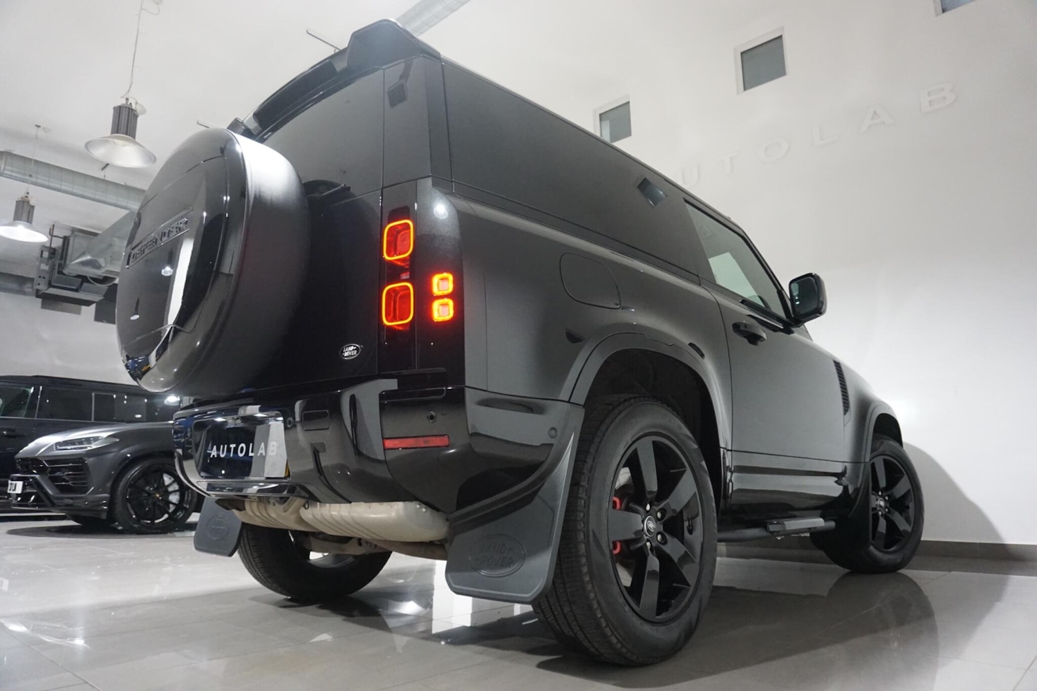 Used Land Rover Defender 90 2022 for sale - 76360526: Photo 23