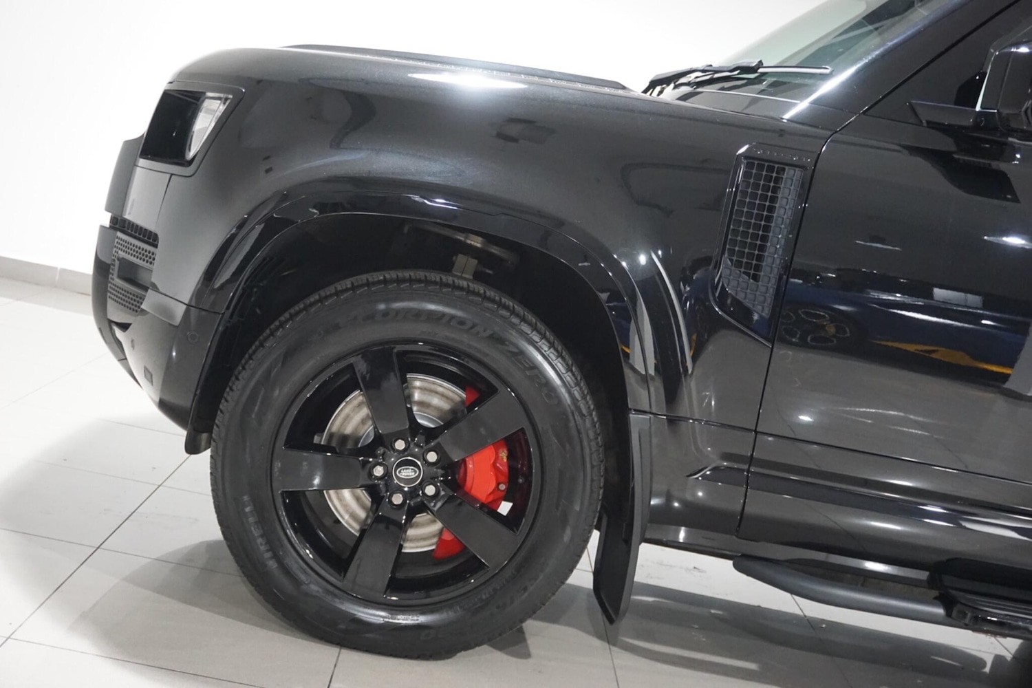 Used Land Rover Defender 90 2022 for sale - 76360526: Photo 39