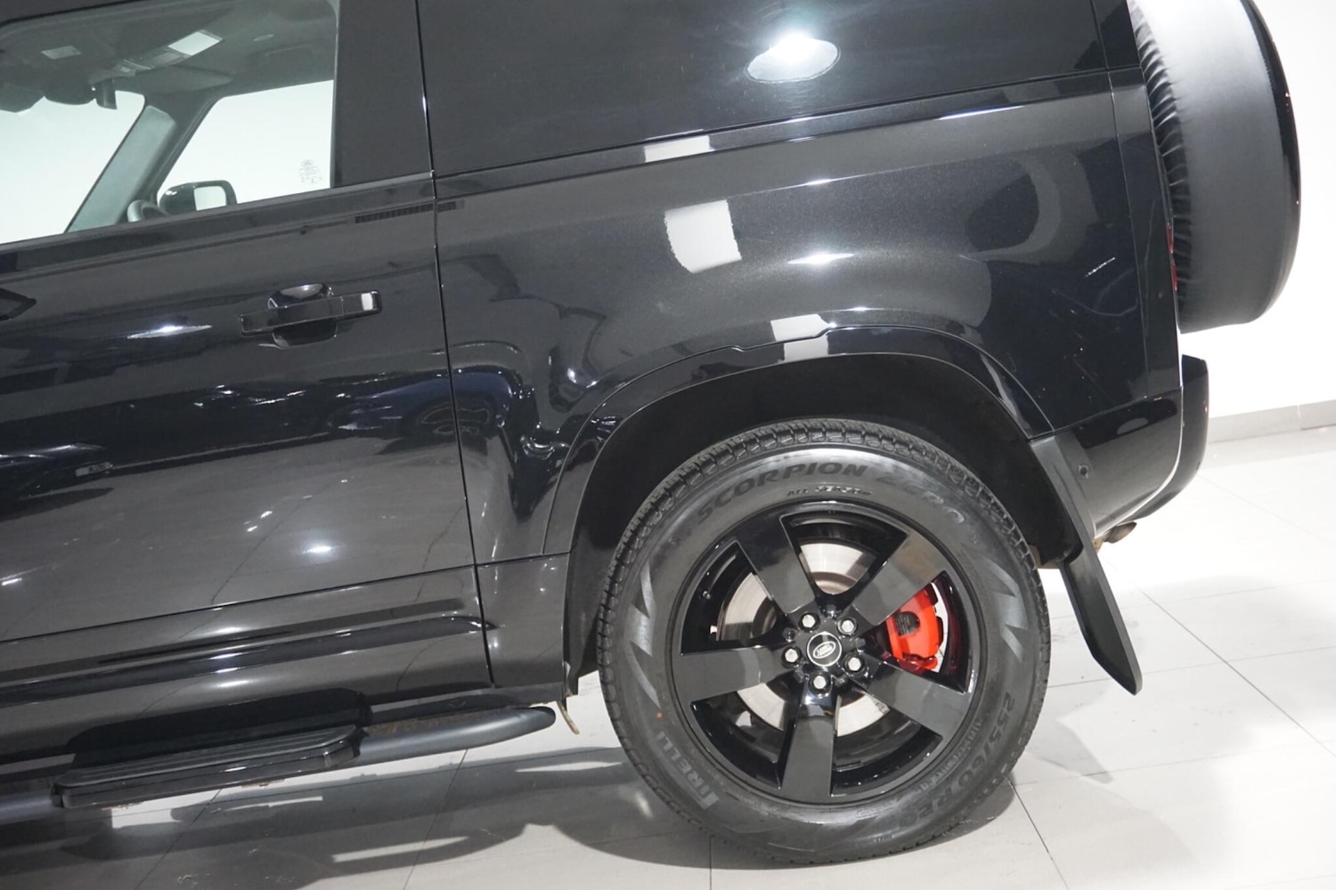 Used Land Rover Defender 90 2022 for sale - 76360526: Photo 40