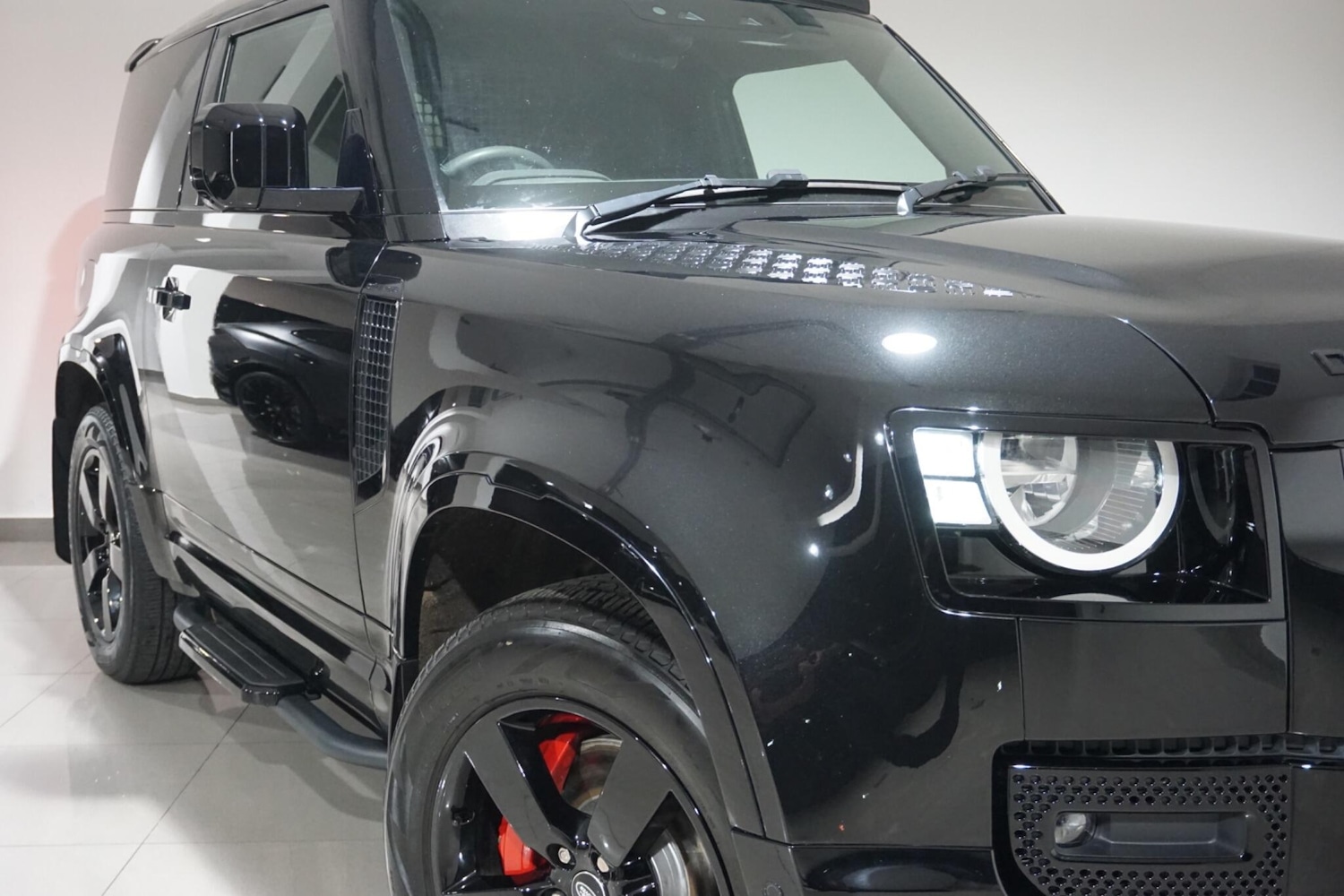 Used Land Rover Defender 90 2022 for sale - 76360526: Photo 41