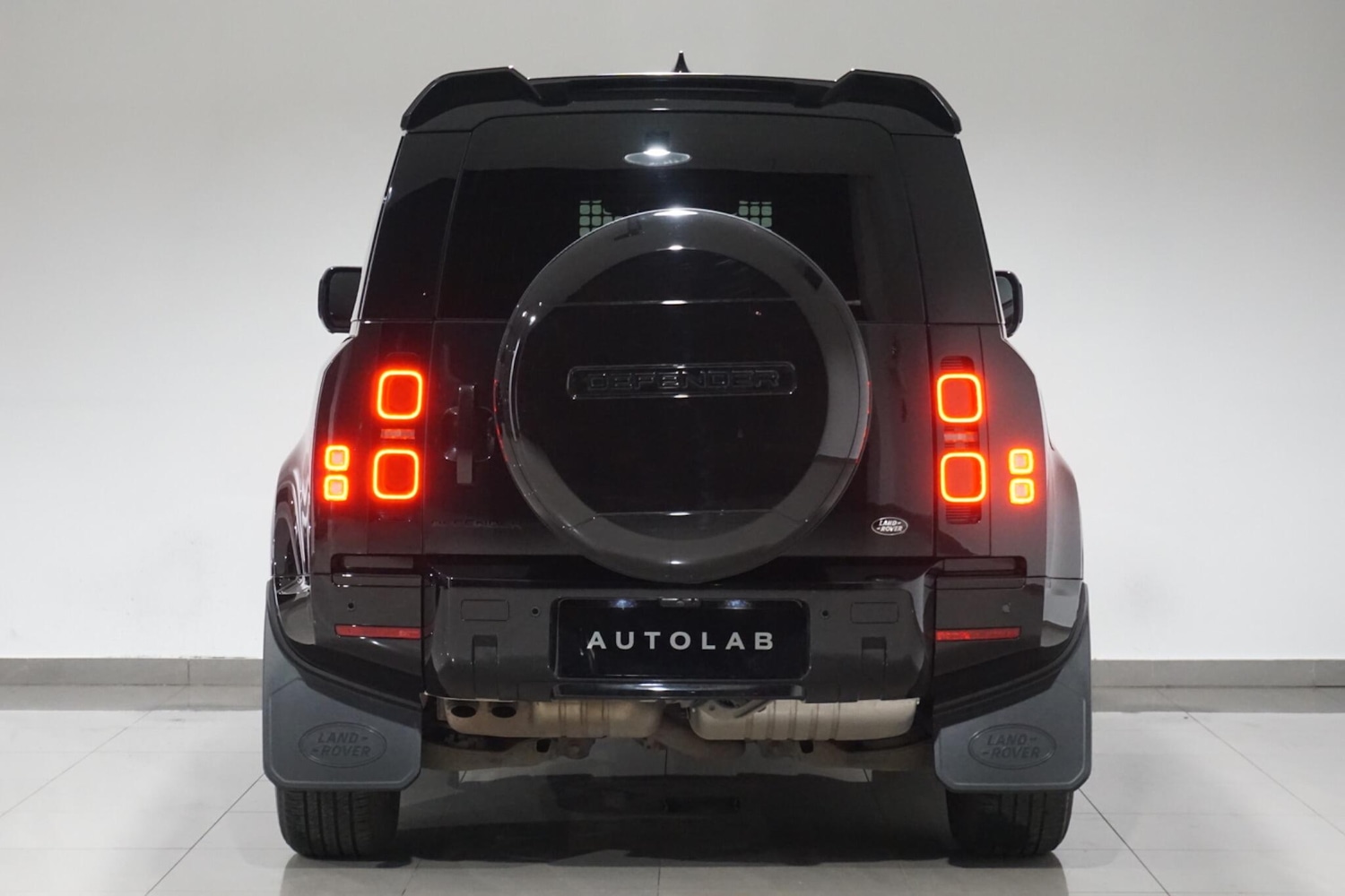 Used Land Rover Defender 90 2022 for sale - 76360526: Photo 5