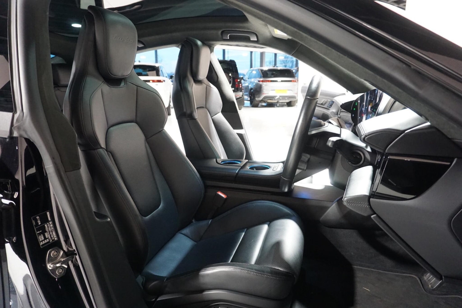 Used Porsche Taycan 2020 for sale - 77144400: Photo 12