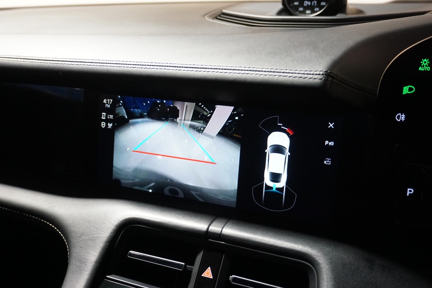 Used Porsche Taycan 2020 for sale - 77144400: Photo 17