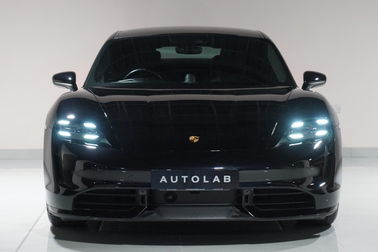 Used Porsche Taycan 2020 for sale - 77144400: Photo 7