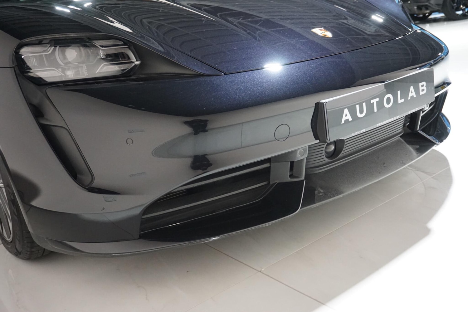 Used Porsche Taycan 2020 for sale - 77144400: Photo 73