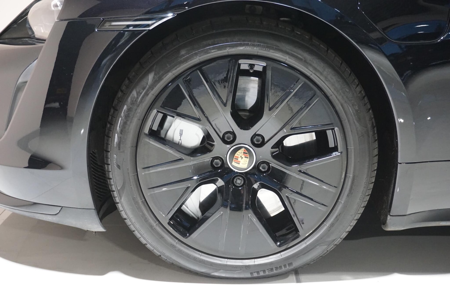 Used Porsche Taycan 2020 for sale - 77144400: Photo 76