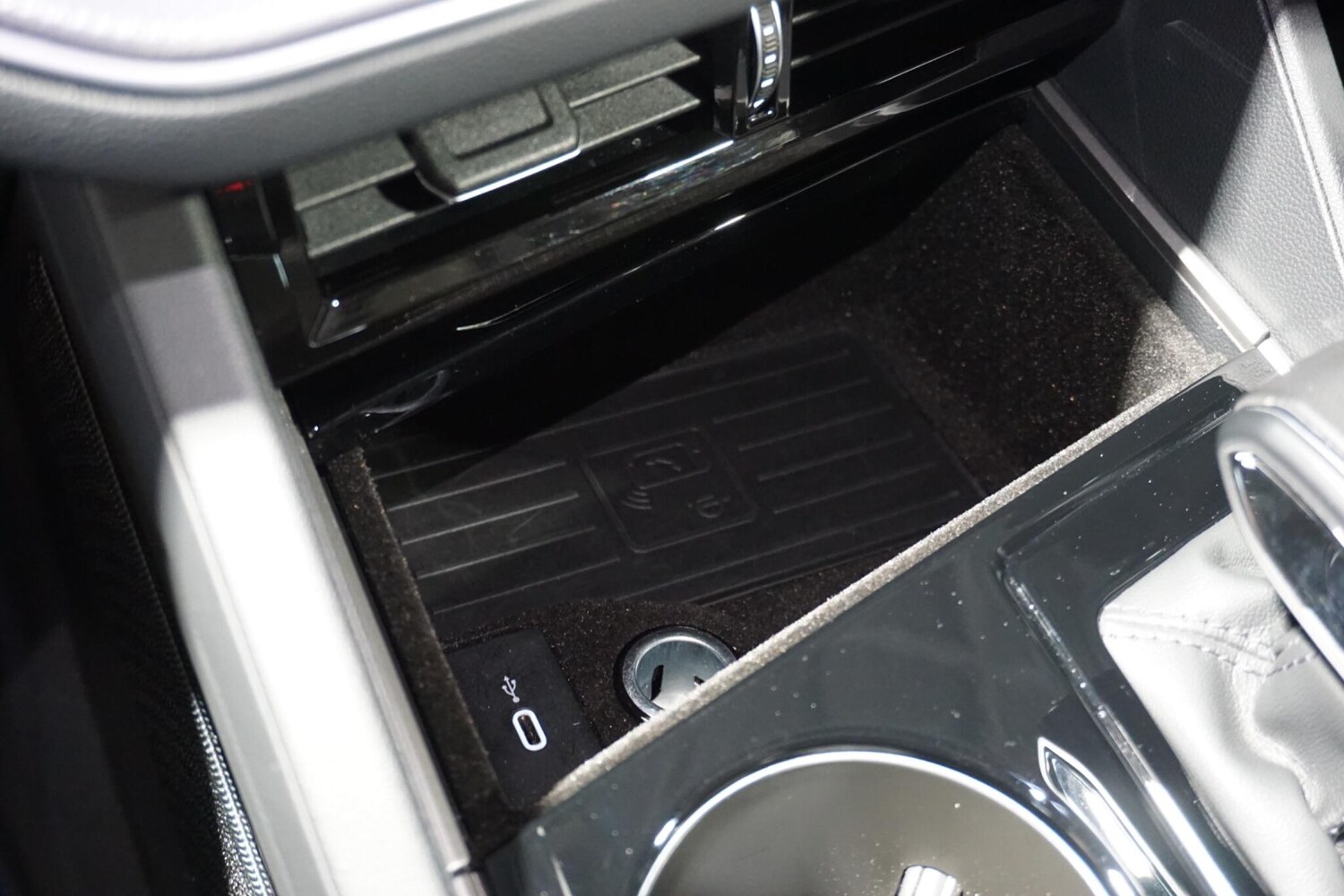 Used Volkswagen Touareg for sale - 77671318: Photo 22