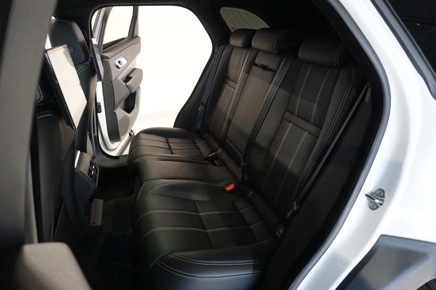 Used Land Rover Range Rover Velar 2023 for sale - 76913821: Photo 15