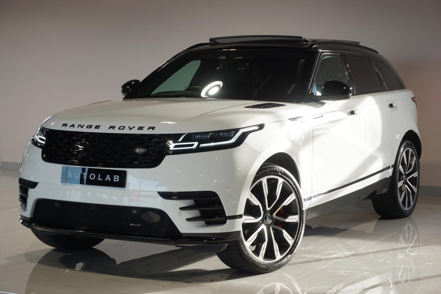 Used Land Rover Range Rover Velar 2023 for sale - 76913821: Photo 20