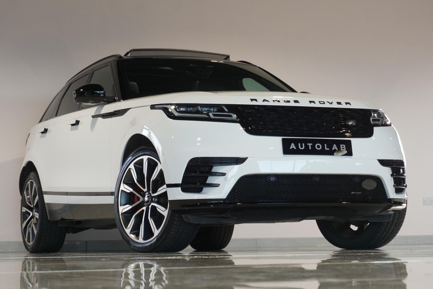 Used Land Rover Range Rover Velar 2023 for sale - 76913821: Photo 28
