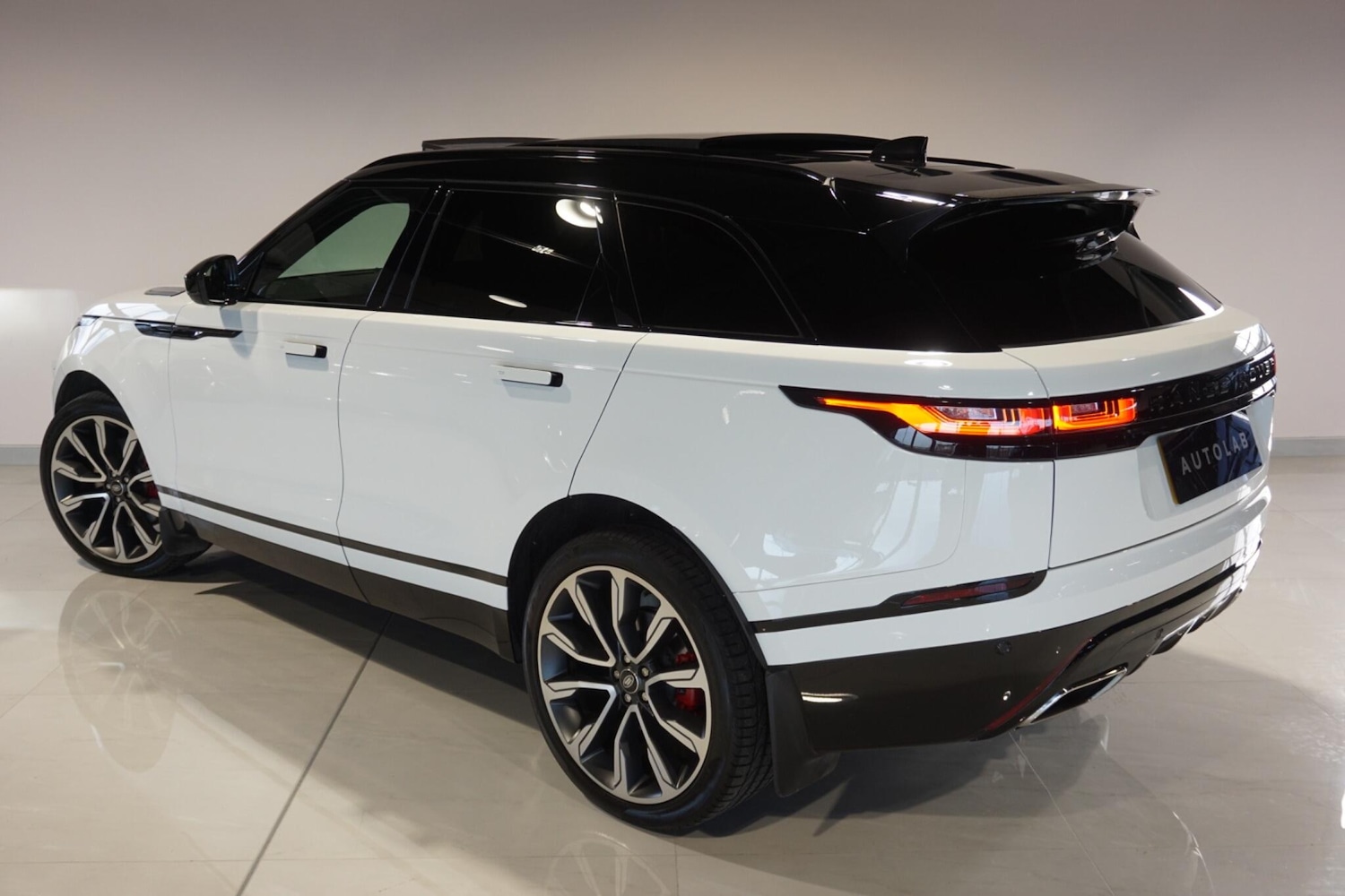 Used Land Rover Range Rover Velar 2023 for sale - 76913821: Photo 36